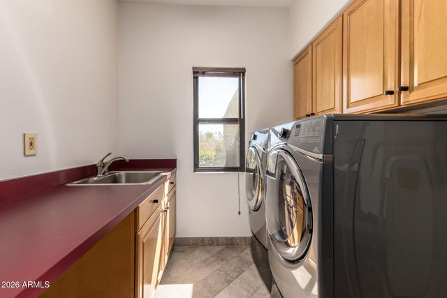 8118 E SADDLE HORN Road, Scottsdale, AZ 85255