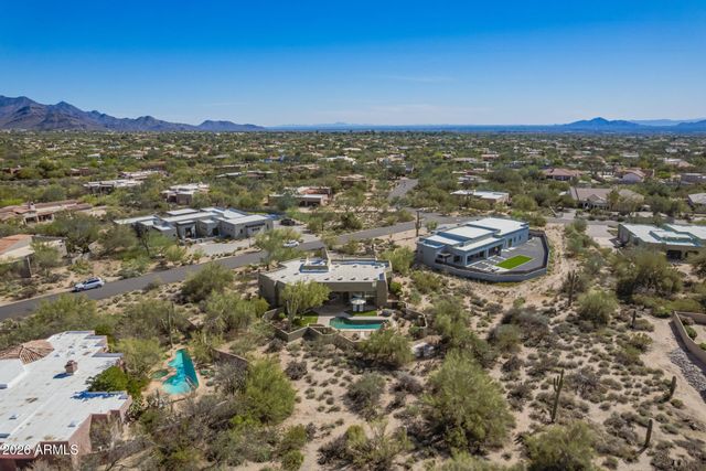 8118 E SADDLE HORN Road, Scottsdale, AZ 85255