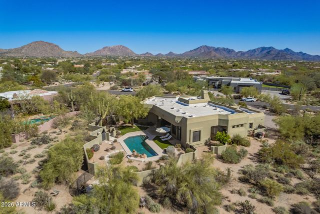 8118 E SADDLE HORN Road, Scottsdale, AZ 85255