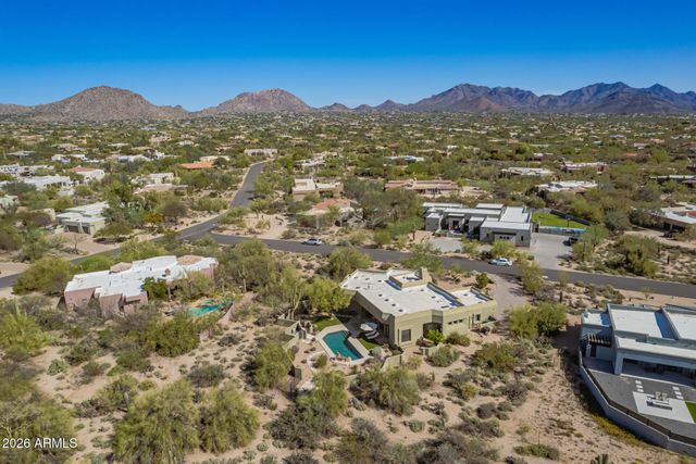 8118 E SADDLE HORN Road, Scottsdale, AZ 85255