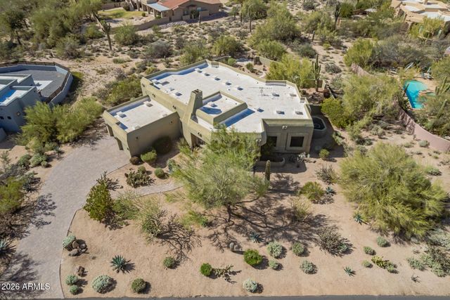 8118 E SADDLE HORN Road, Scottsdale, AZ 85255