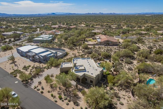 8118 E SADDLE HORN Road, Scottsdale, AZ 85255