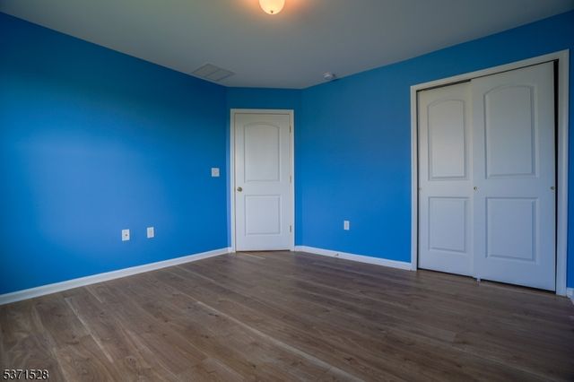 4 Ronald Dr, Franklin Twp., NJ 08873