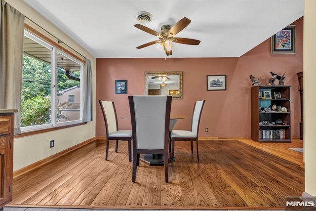 42 Goldfinch Lane, West Milford, NJ 07421