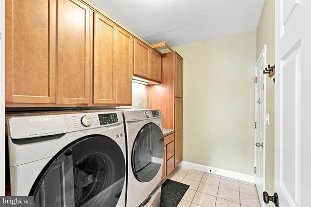 1510 GLENLEIGH DR, York, PA 17404