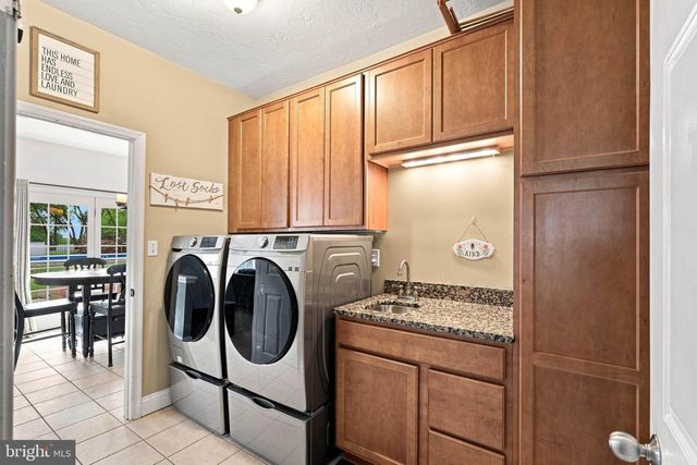 1510 GLENLEIGH DR, York, PA 17404