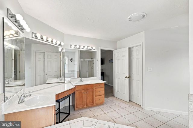 1510 GLENLEIGH DR, York, PA 17404