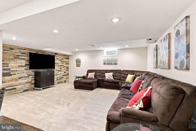 1510 GLENLEIGH DR, York, PA 17404