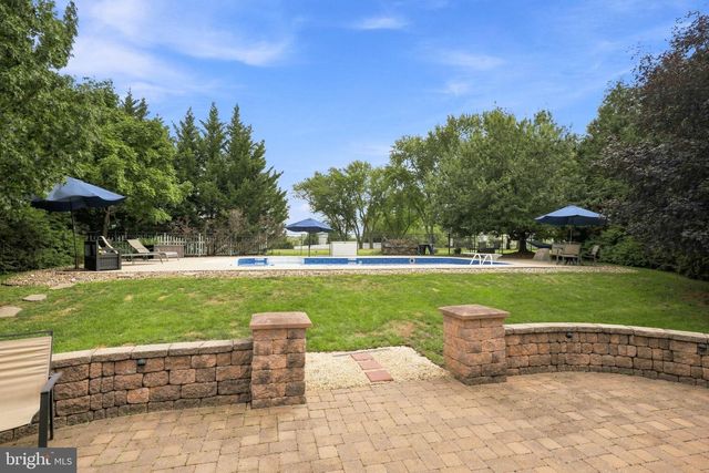 1510 GLENLEIGH DR, York, PA 17404