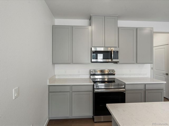 6153 N Ceylon Street 308, Denver, CO 80249