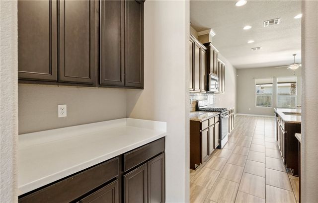 8137 Luz De Luna St, Corpus Christi, TX 78414