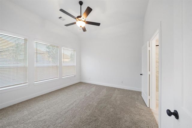 160 Lukewood Circle, Conroe, TX 77318