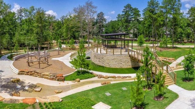 160 Lukewood Circle, Conroe, TX 77318