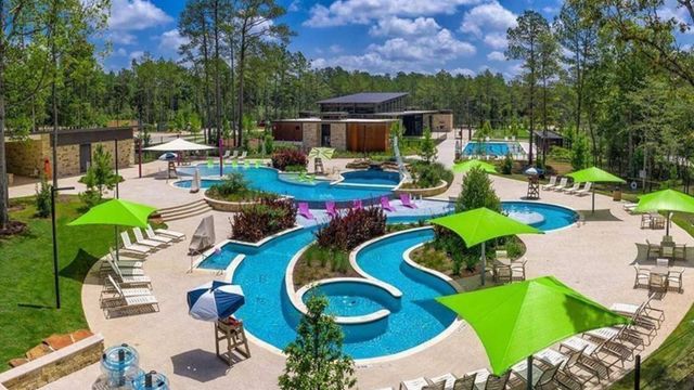160 Lukewood Circle, Conroe, TX 77318