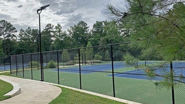 160 Lukewood Circle, Conroe, TX 77318