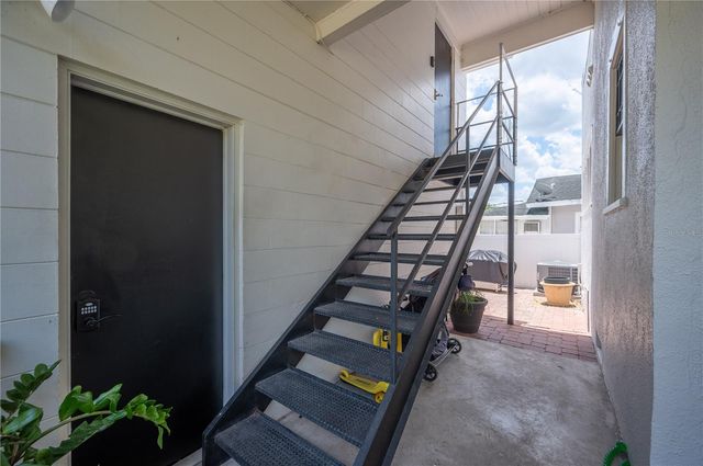 1102 MELTON AVENUE, Lakeland, FL 33803