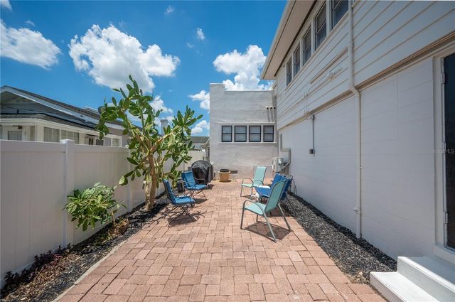 1102 MELTON AVENUE, Lakeland, FL 33803