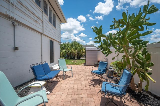 1102 MELTON AVENUE, Lakeland, FL 33803