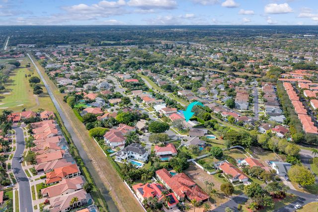 7379 London Lane, Boca Raton, FL 33433