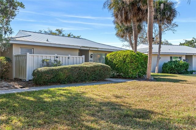 11568 W Bayshore Drive 17, Crystal River, FL 34429