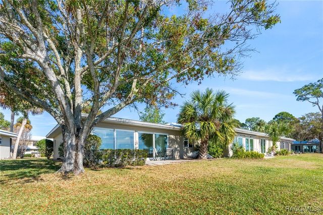 11568 W Bayshore Drive 17, Crystal River, FL 34429