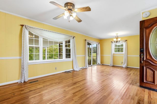 96 Old Shellsford Rd, Mcminnville, TN 37110