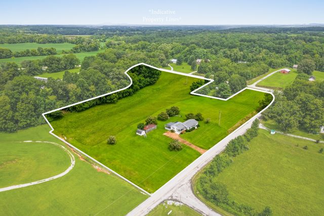 96 Old Shellsford Rd, Mcminnville, TN 37110
