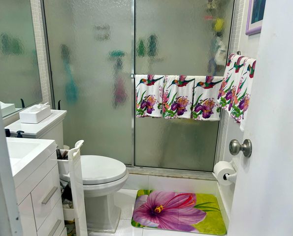 4020 W Palm Aire Drive 410, Pompano Beach, FL 33069