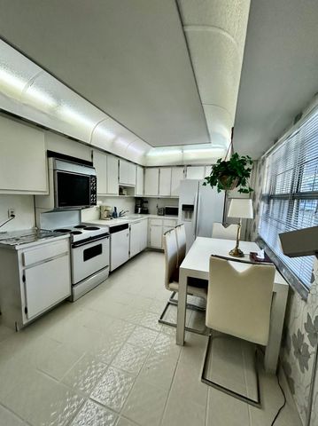 4020 W Palm Aire Drive 410, Pompano Beach, FL 33069