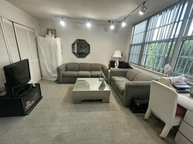 4020 W Palm Aire Drive 410, Pompano Beach, FL 33069