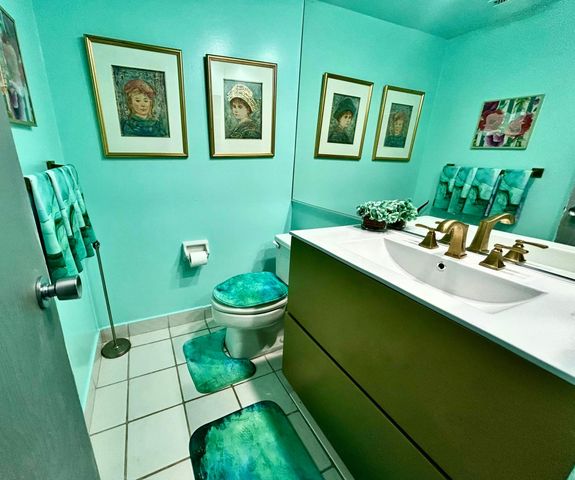 4020 W Palm Aire Drive 410, Pompano Beach, FL 33069