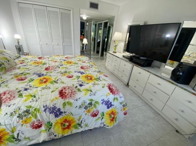 4020 W Palm Aire Drive 410, Pompano Beach, FL 33069