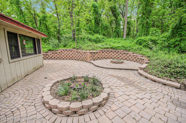 11095 HIBNER ROAD, Hartland Twp, MI 48353