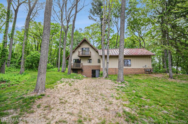 11095 HIBNER ROAD, Hartland Twp, MI 48353