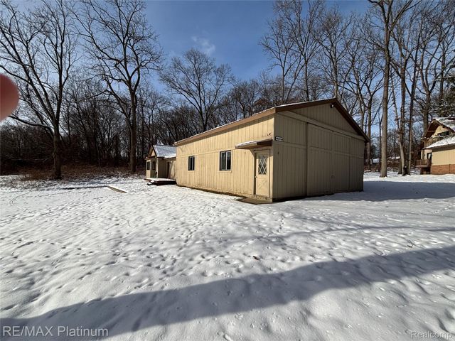11095 HIBNER ROAD, Hartland Twp, MI 48353