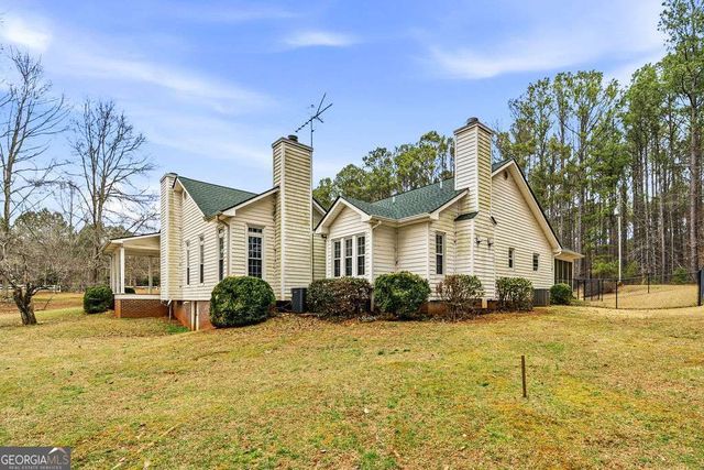 3639 Holly Springs Road, Rockmart, GA 30153