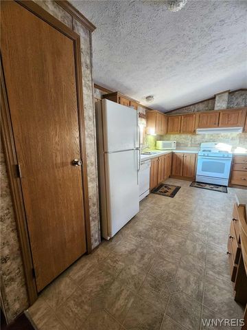 123 Green Valley Estates, Great Valley, NY 14741