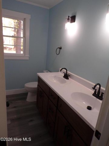 1525 Seven Creeks Highway, Whiteville, NC 28472