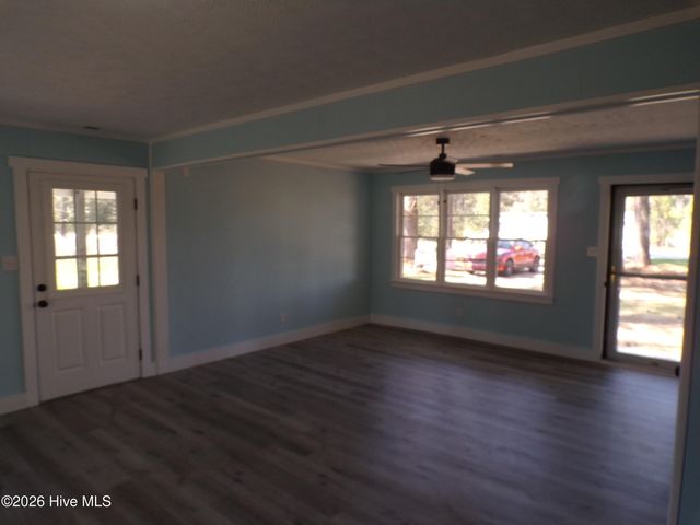 1525 Seven Creeks Highway, Whiteville, NC 28472