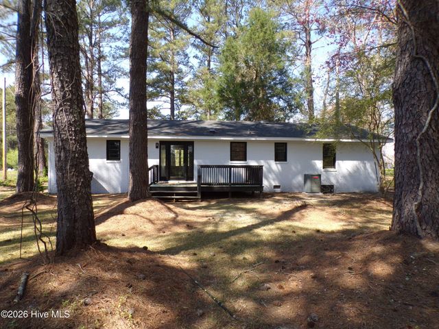 1525 Seven Creeks Highway, Whiteville, NC 28472