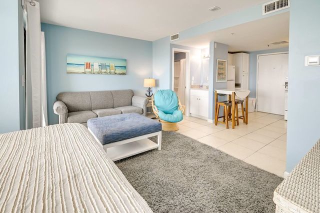 5905 S Kings Hwy Unit 203, Myrtle Beach, SC 29575