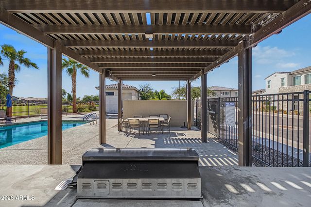 759 E ZESTA Lane 102, Gilbert, AZ 85297