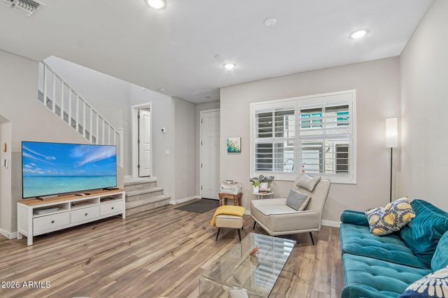 759 E ZESTA Lane 102, Gilbert, AZ 85297