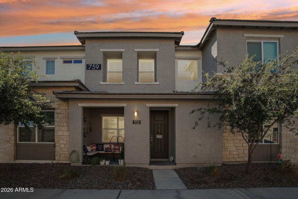 759 E ZESTA Lane 102, Gilbert, AZ 85297