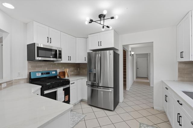 5983 Munger Road, Ypsilanti, MI 48197