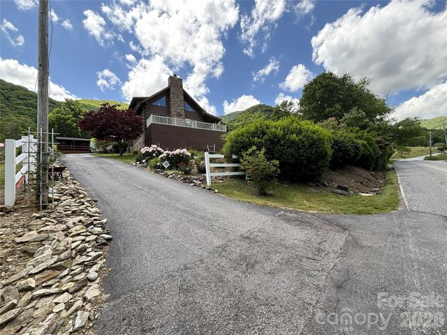 361 Black Camp Gap Road, Maggie Valley, NC 28751