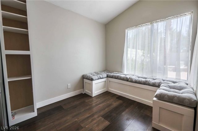 2724 Eagle Springs Court, Las Vegas, NV 89117