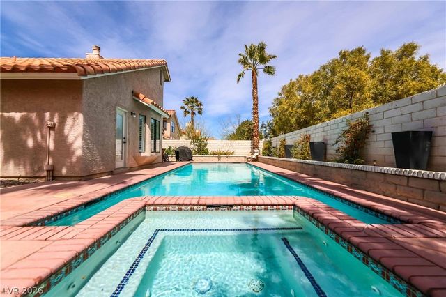 2724 Eagle Springs Court, Las Vegas, NV 89117