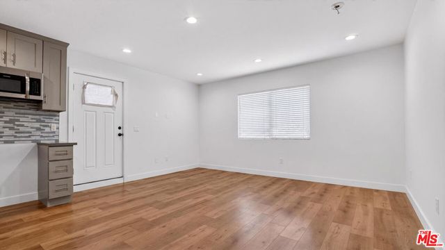 7640 Greg Avenue, Sun Valley, CA 91352