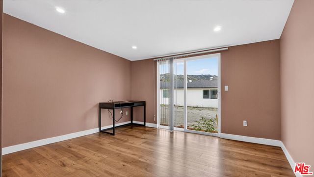7640 Greg Avenue, Sun Valley, CA 91352